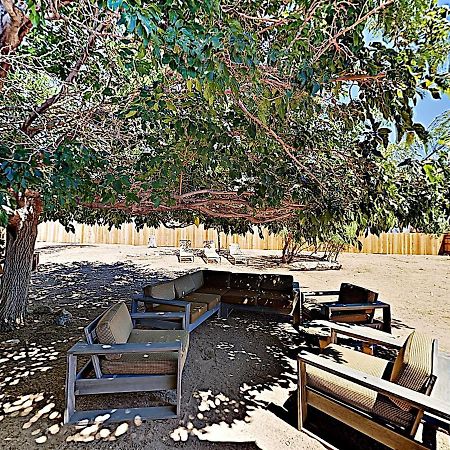 Rawhide Ranch - Walk To Pappy And Harriet'S With Hot Tub! Home Yucca Valley Eksteriør billede